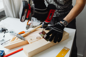 outils-indispensables-diy-bois